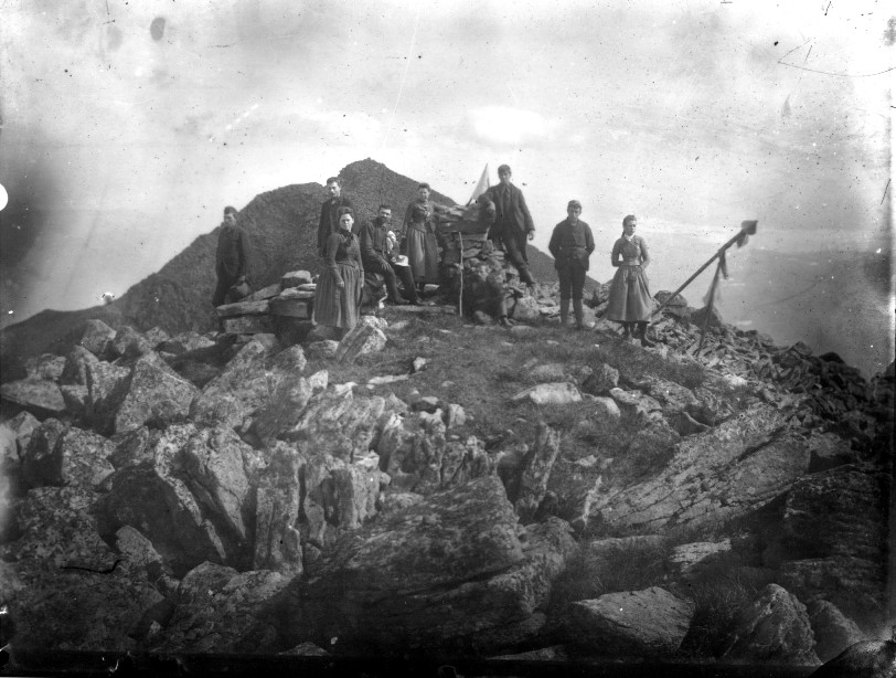 Hikers Below Mount Monroe On Crawford Path 1890s